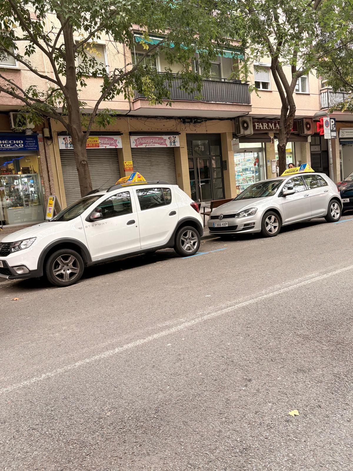 Vehículos turismo Autoescuela Singuerlin